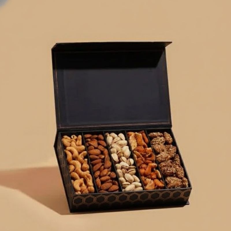 MC-212 Nuts Magnetic Closure Box